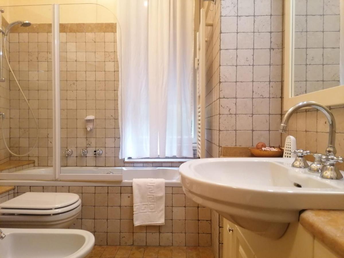 Bed and Breakfast Bed&Bike - Bergamo Centro Storico Esterno foto